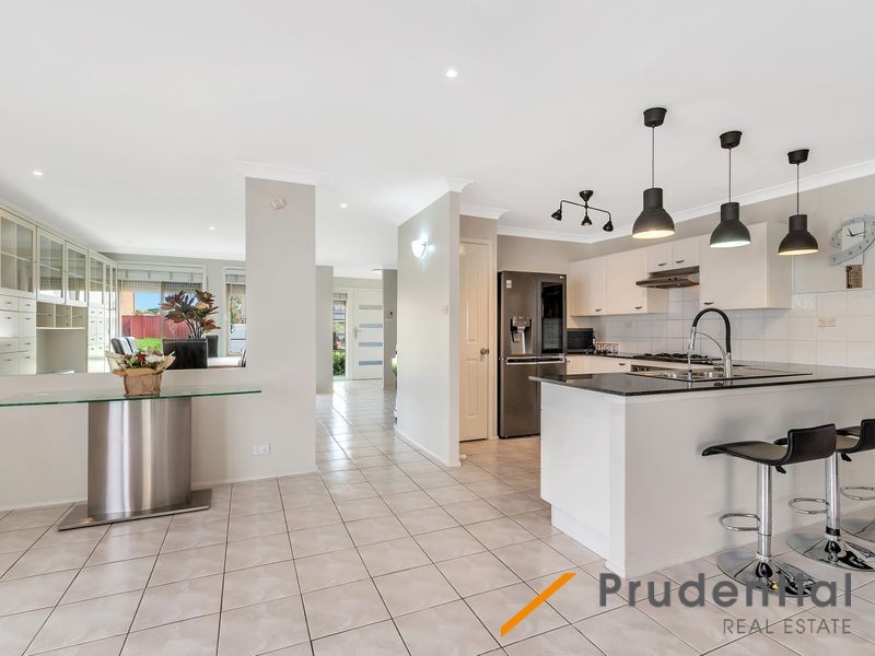 16 Nelligen Close, Prestons NSW 2170