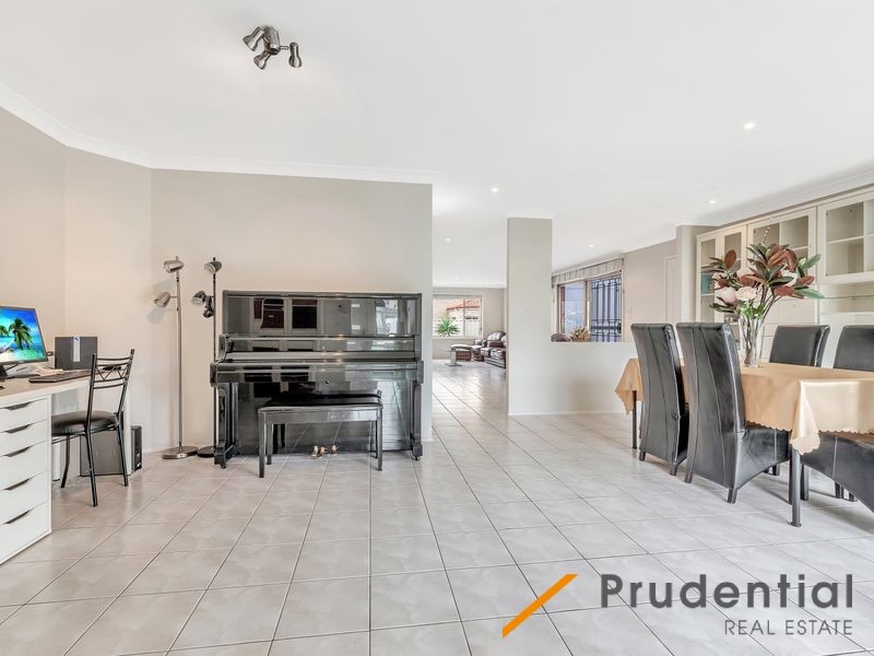 16 Nelligen Close, Prestons NSW 2170