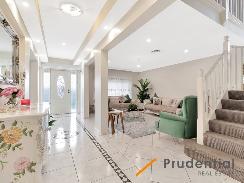 3 Avoca Close, West Hoxton NSW 2171