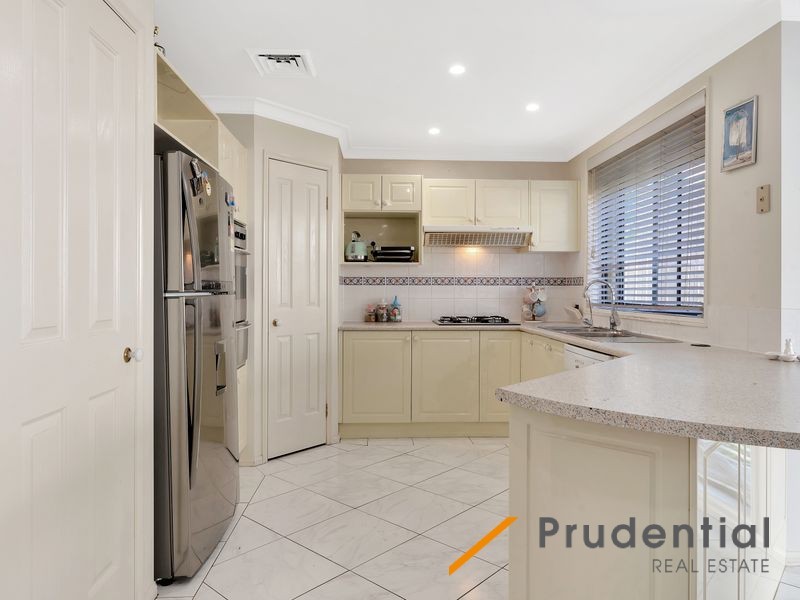 3 Avoca Close, West Hoxton NSW 2171