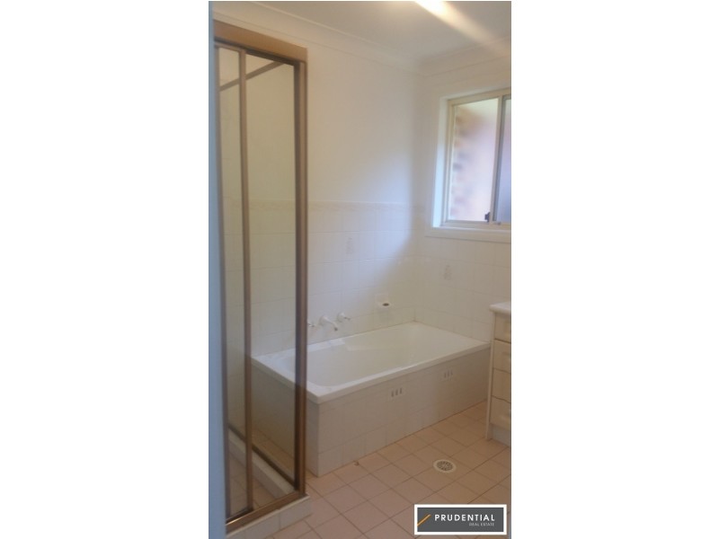 36 Epsom Road, Chipping Norton NSW 2170