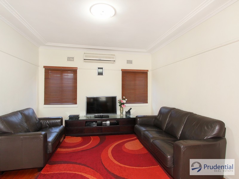 152 Heathcote Road, Hammondville NSW 2170