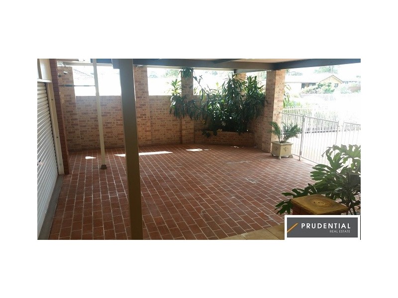 7 Holly Ave, Chipping Norton NSW 2170