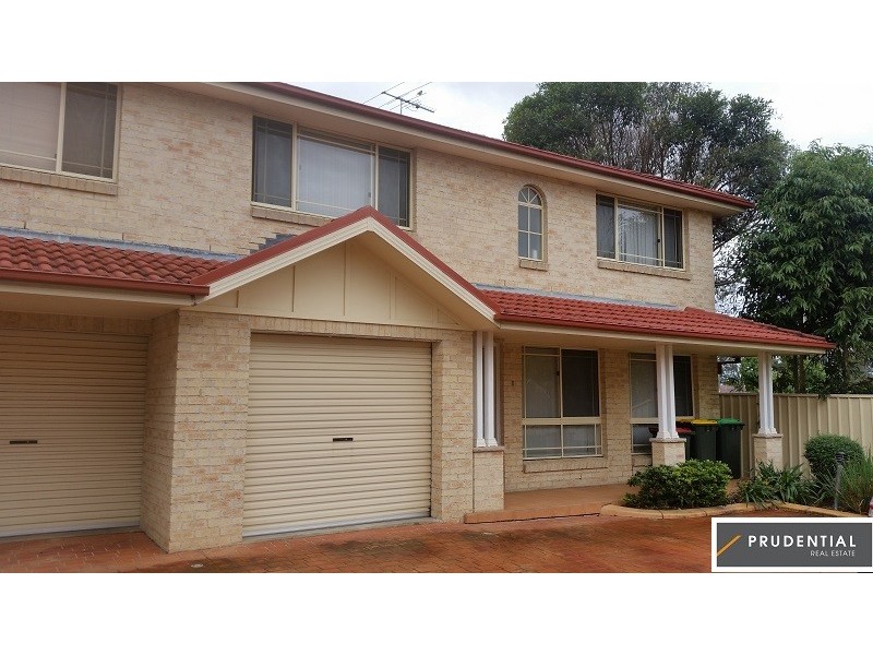 8/92 Kendall Drive, Casula NSW 2170