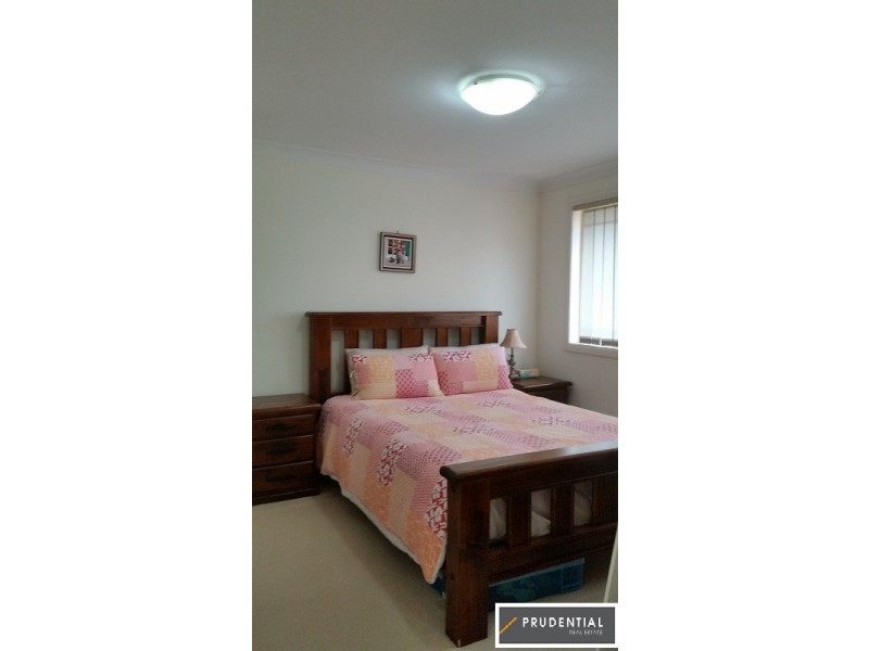 8/92 Kendall Drive, Casula NSW 2170