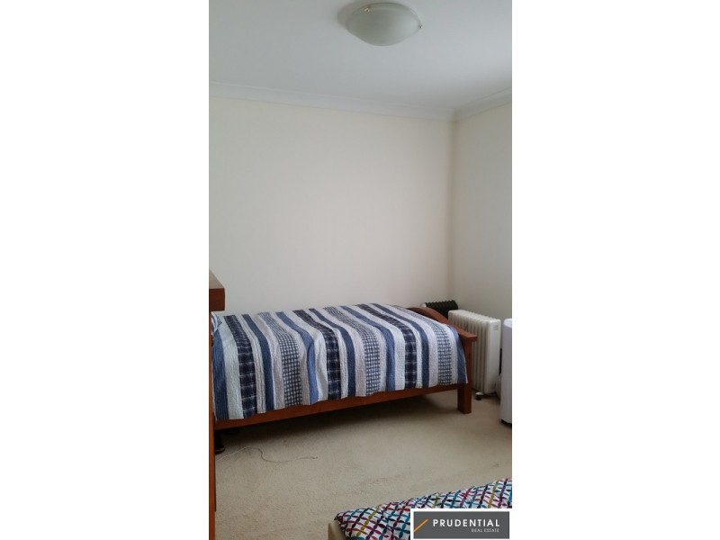 8/92 Kendall Drive, Casula NSW 2170