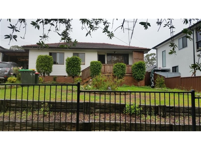 33 Lyndley Street, Busby NSW 2168