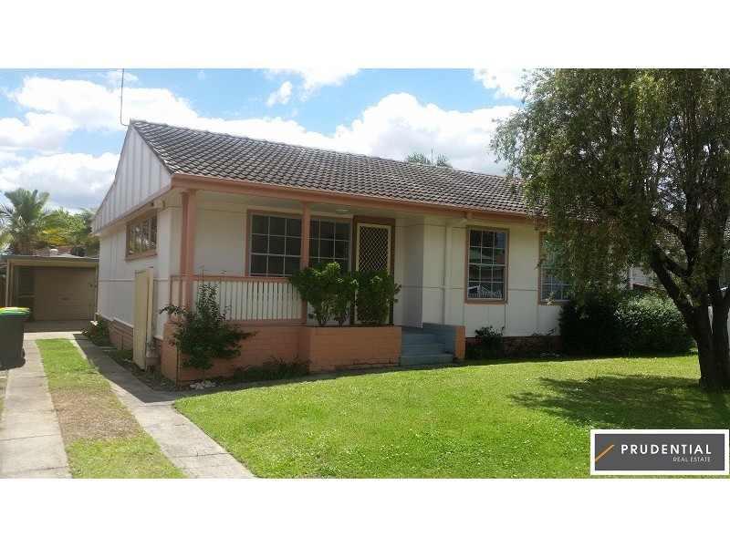 14 Miri Crescent, Holsworthy NSW 2173