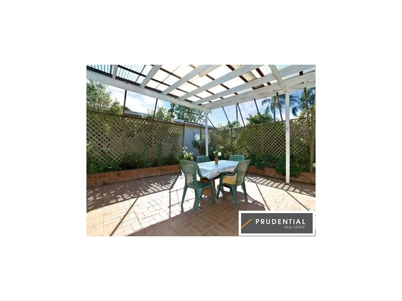 30 Metcalfe Ave, Moorebank NSW 2170