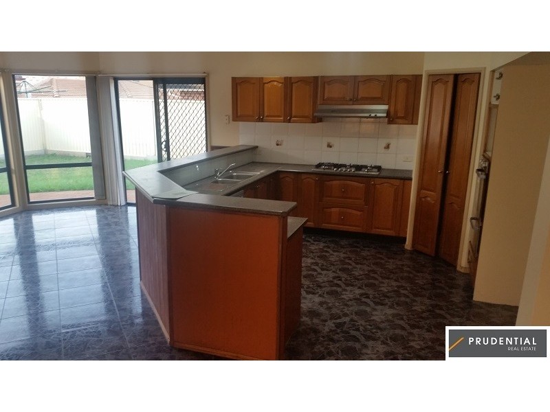 25 Chapman Street, West Hoxton NSW 2171