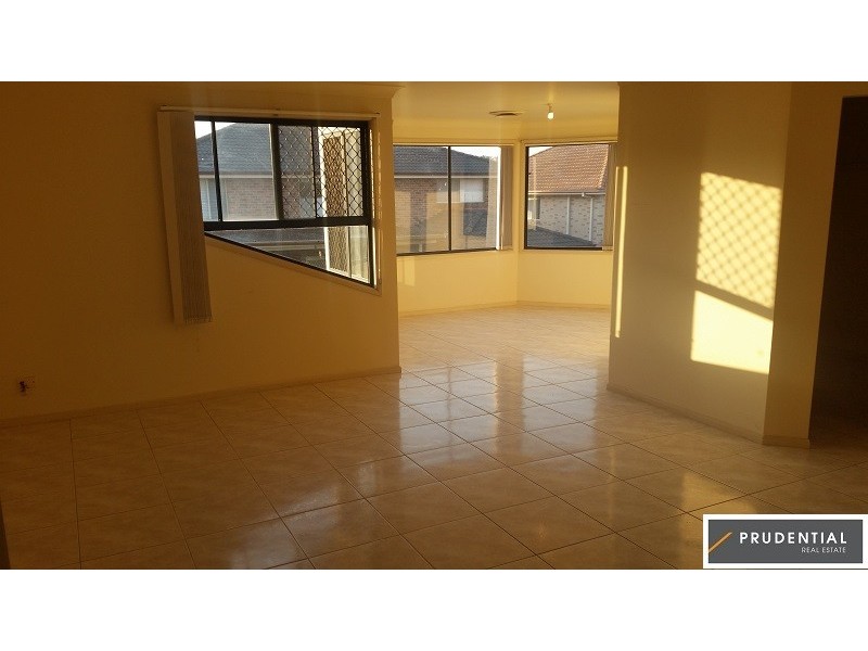 25 Chapman Street, West Hoxton NSW 2171