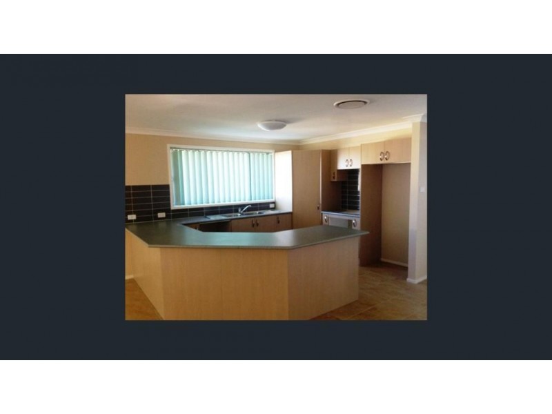 13 Redpa Close, West Hoxton NSW 2171