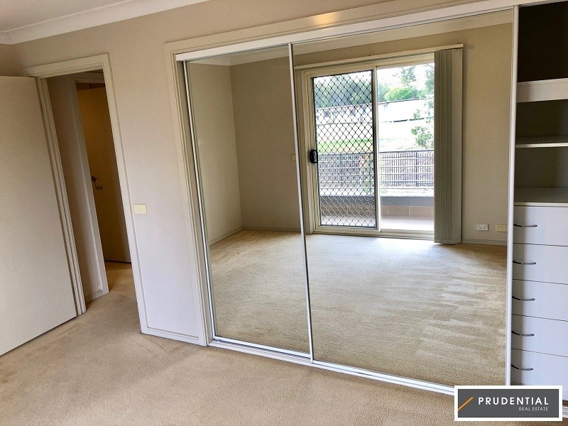 226 Carmichael Drive, West Hoxton NSW 2171