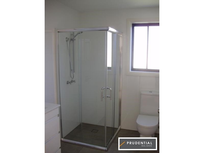 36 Anzac Mews, Wattle Grove NSW 2173