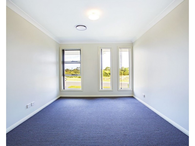 5 Pekin Street, Spring Farm NSW 2570