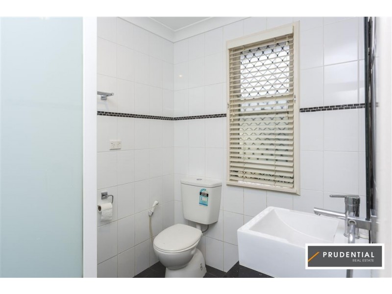 12 Bare Avenue, Lurnea NSW 2170