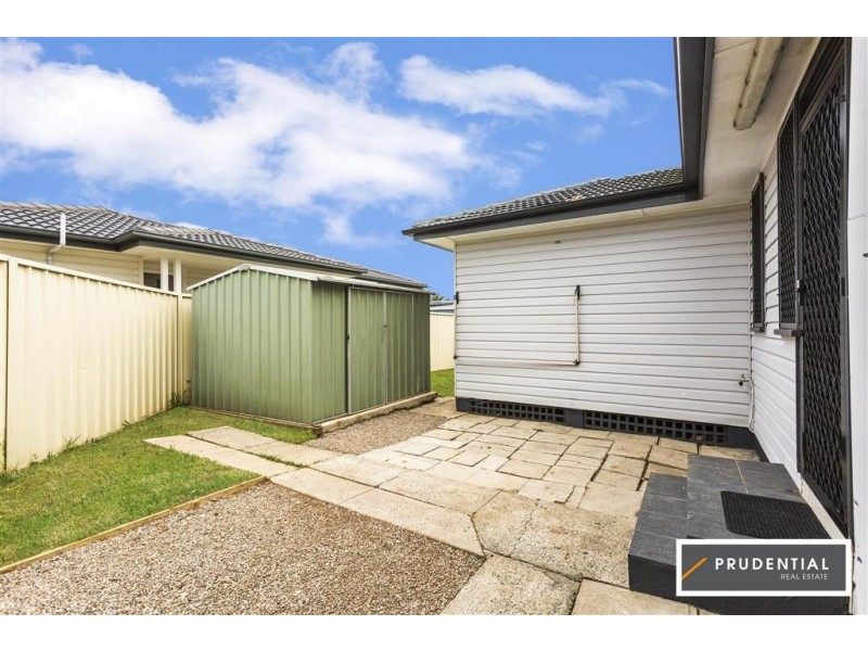 12 Bare Avenue, Lurnea NSW 2170