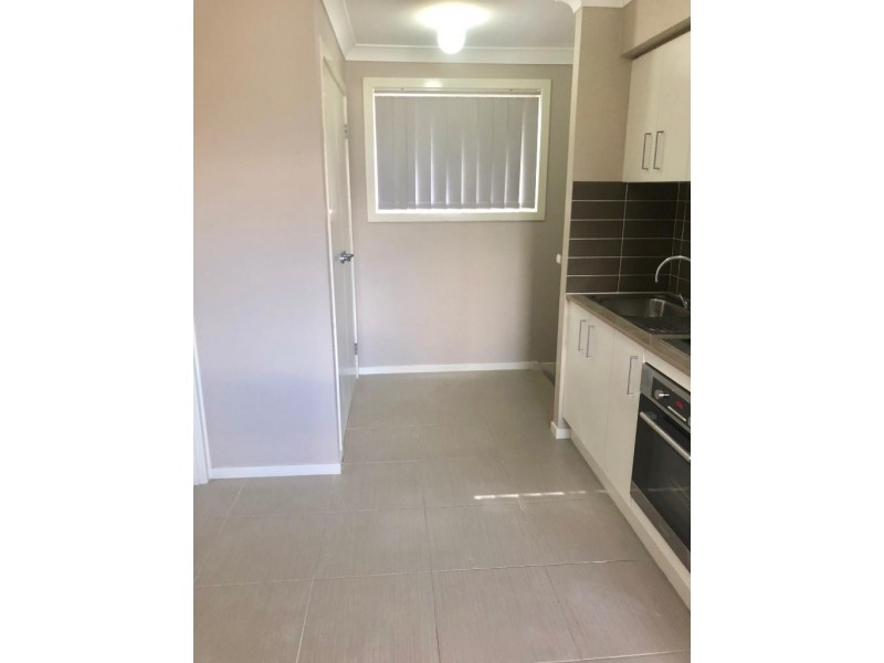 1a Bonython Avenue, Middleton Grange NSW 2171