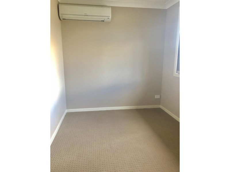 1a Bonython Avenue, Middleton Grange NSW 2171