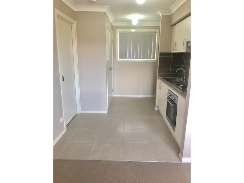 1a Bonython Avenue, Middleton Grange NSW 2171