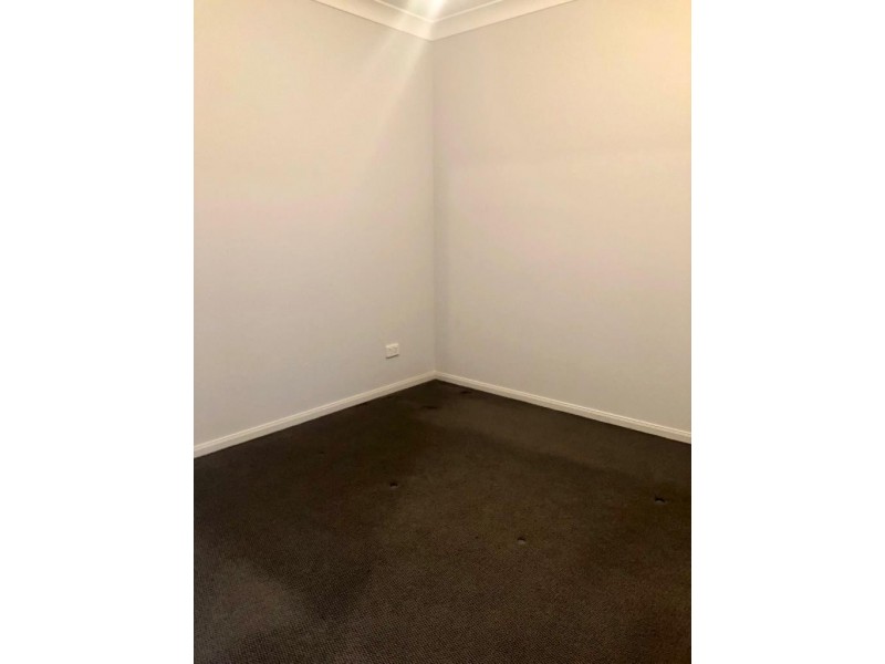 35a Talana Hill Drive, Edmondson Park NSW 2174