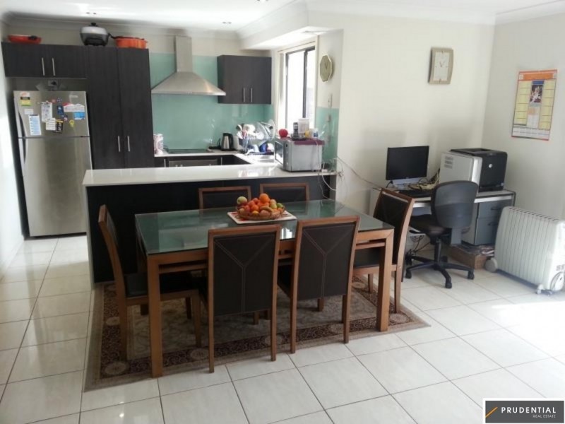 3/4-6 Blackwood Avenue, Casula NSW 2170