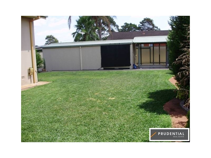 10 Bratsell Avenue, Moorebank NSW 2170
