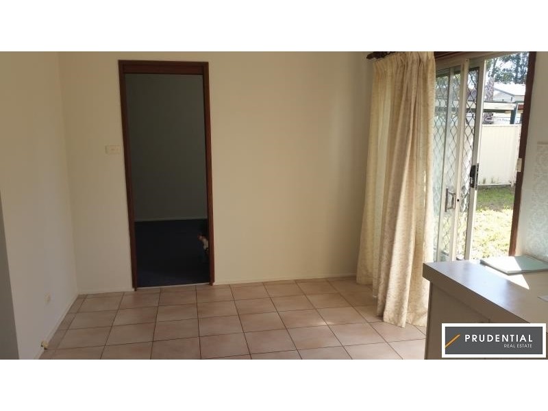 4 Brisbane Avenue, Lurnea NSW 2170