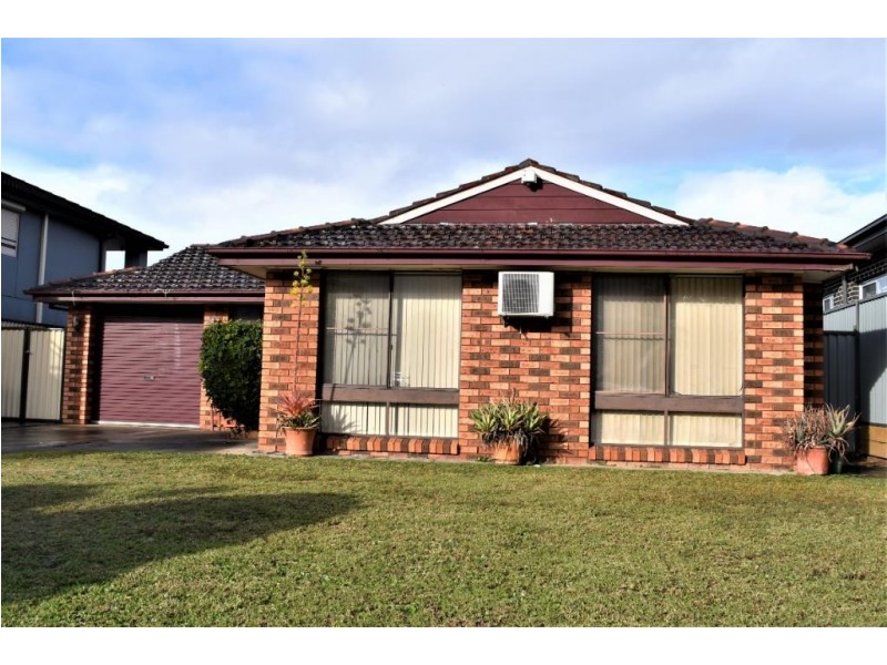 60 Napier Avenue, Lurnea NSW 2170