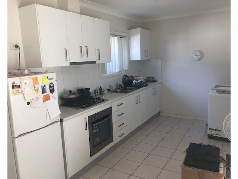 15B Sheahan St, Warwick Farm NSW 2170