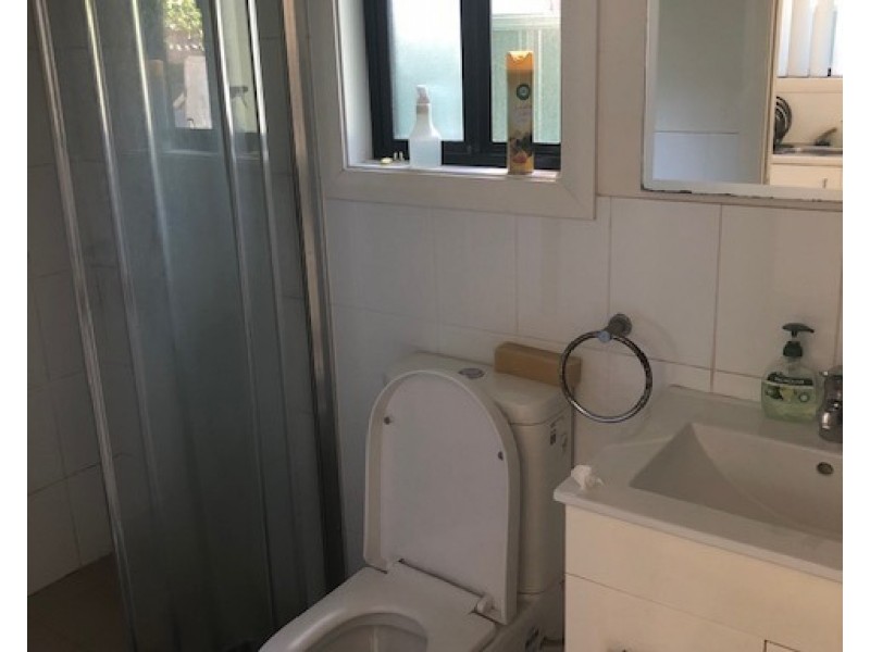 15B Sheahan St, Warwick Farm NSW 2170