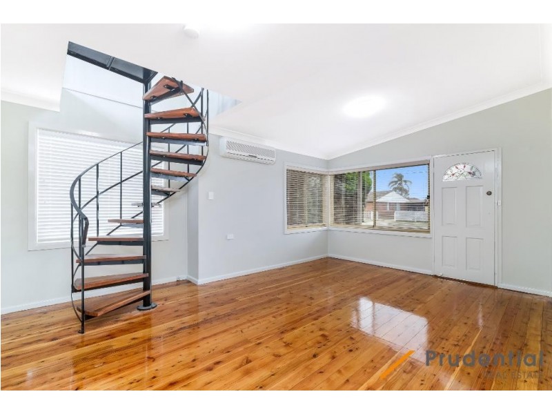 77 Tumbarumba Crescent, Heckenberg NSW 2168