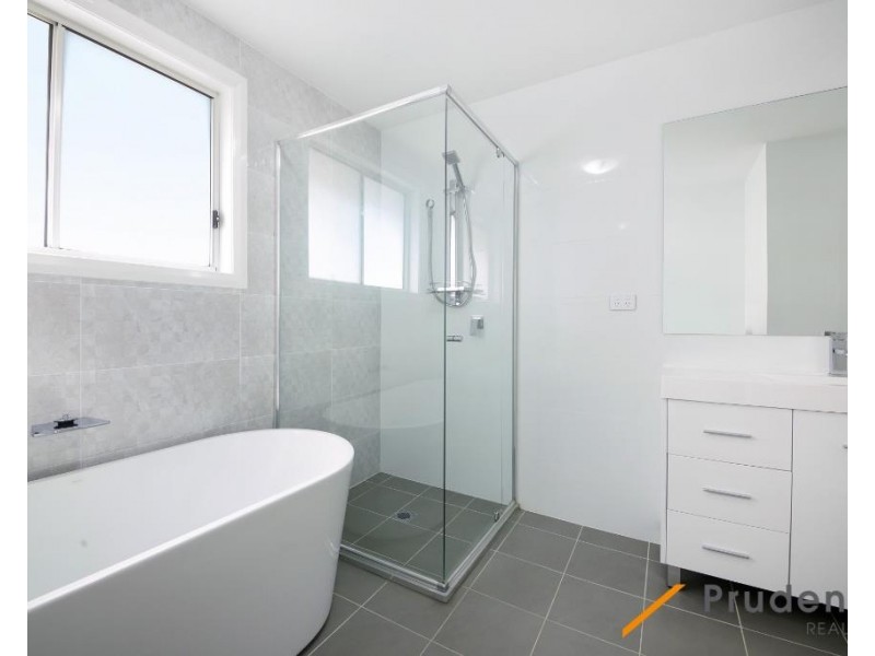 52 Austen Boulevard, Spring Farm NSW 2570