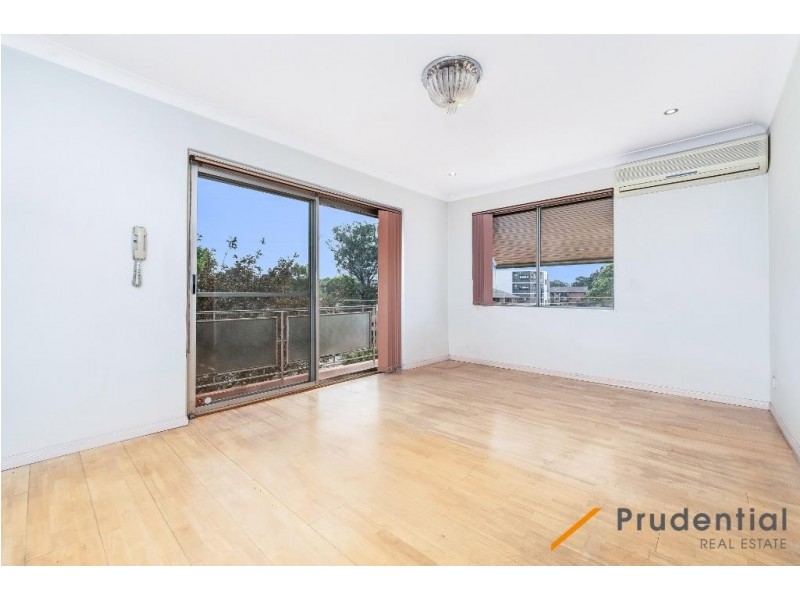 5/115 Moore St, Liverpool NSW 2170
