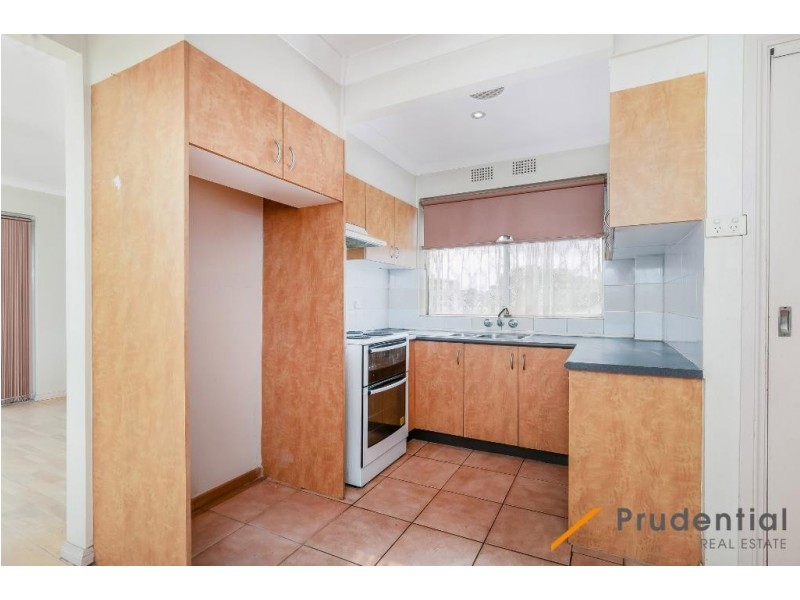 5/115 Moore St, Liverpool NSW 2170