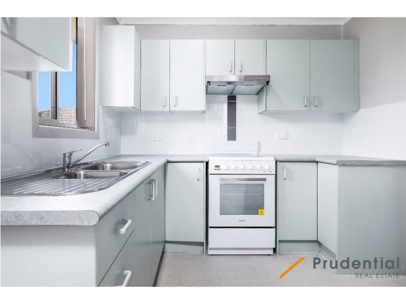 10 Galloway St, Busby NSW 2168