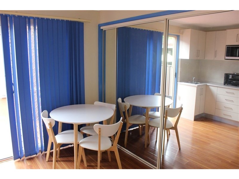 10a Tallowood Ave, Casula NSW 2170