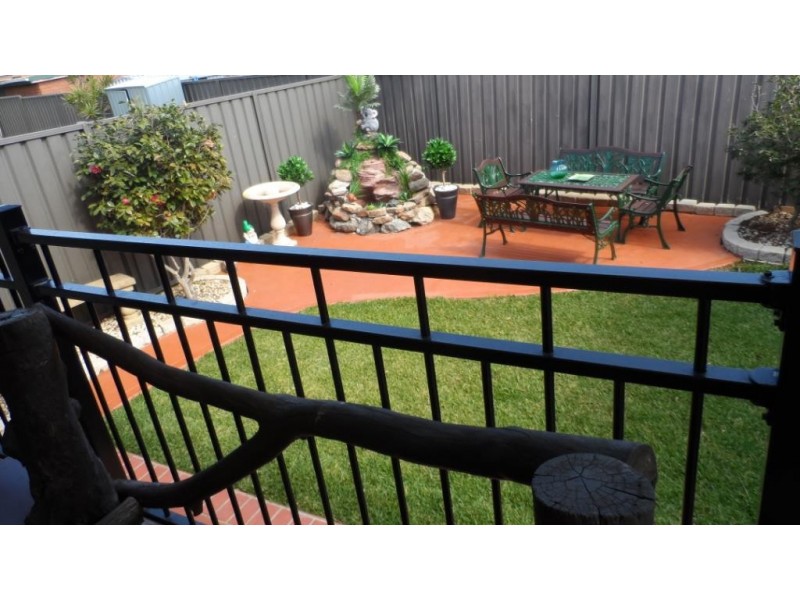 10a Tallowood Ave, Casula NSW 2170