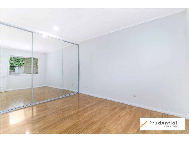 3 Grove St, Casula NSW 2170