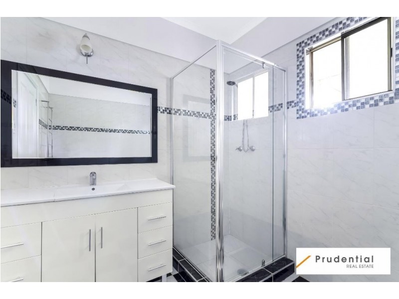 3 Grove St, Casula NSW 2170