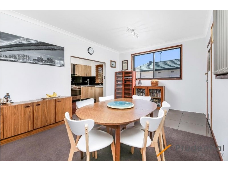 27 Dale Ave, Liverpool NSW 2170