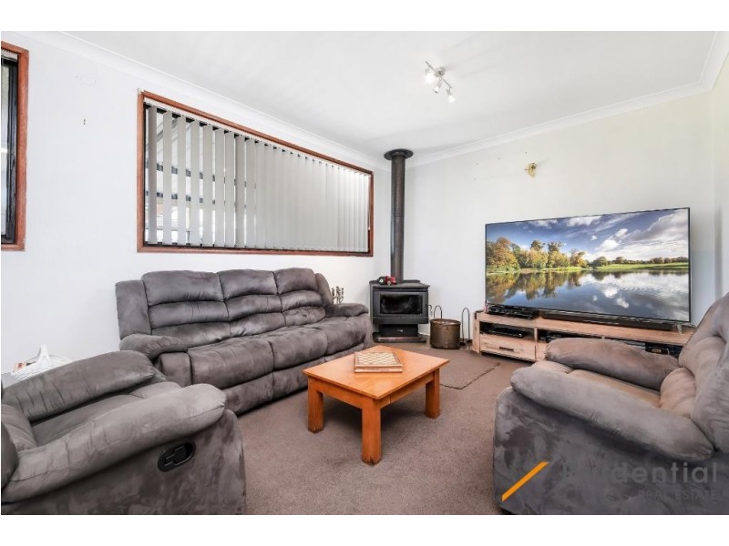 27 Dale Ave, Liverpool NSW 2170