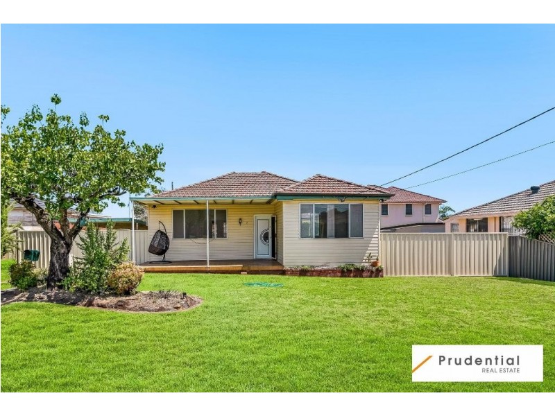 17 Dunbier Ave, Lurnea NSW 2170