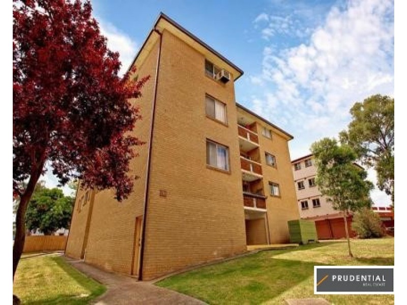 8/5-7 Charles Street, Liverpool NSW 2170