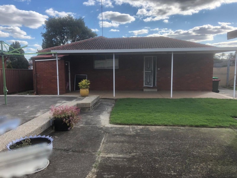 19 Curtis Crescent, Moorebank NSW 2170