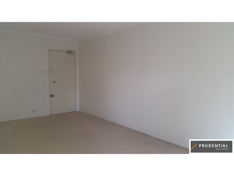 16/3 Drummond Street, Warwick Farm NSW 2170