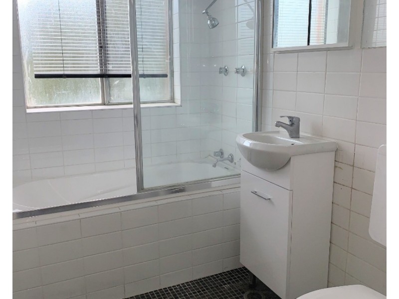 5/5 Drummond Street, Warwick Farm NSW 2170