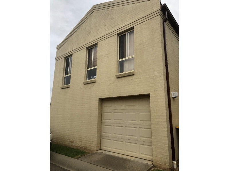 1a Gould Lane, West Hoxton NSW 2171