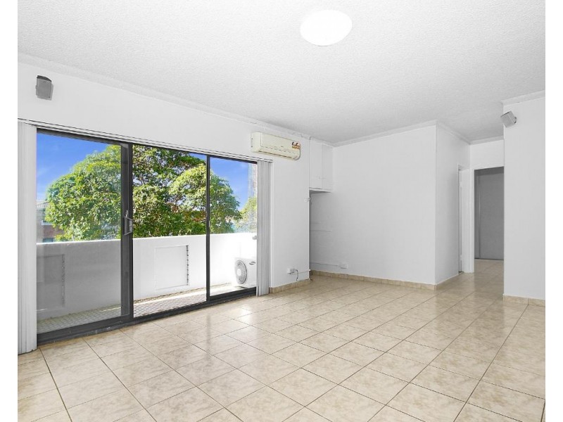 5/107 Castlereagh Street, Liverpool NSW 2170