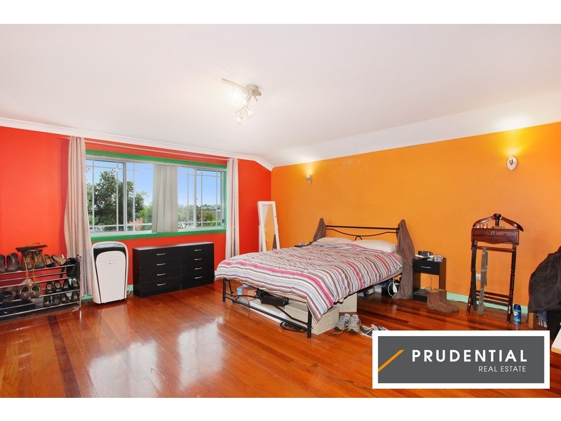 26 Gibson Avenue, Casula NSW 2170